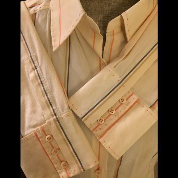 Elie Tahari button up top sz M - Picture 3 of 10